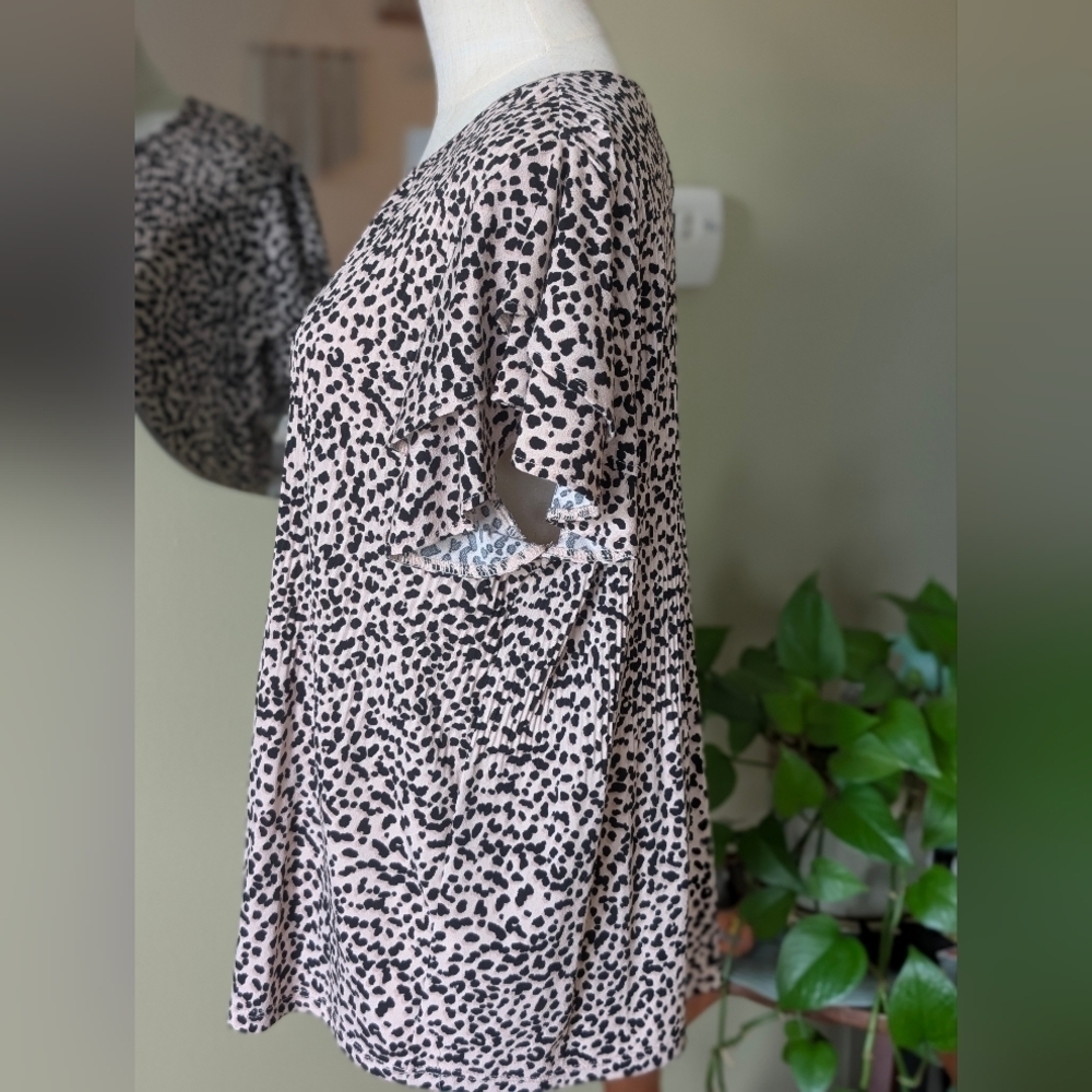 Adrianna Papell Women's Size Large Animal Print Short Sleeve Crewneck Top - Picture 6 of 10